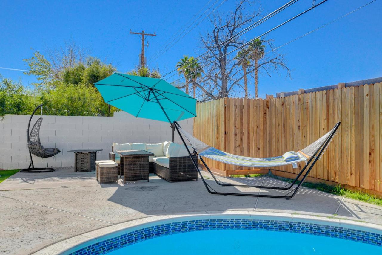 Lady Luck Oasis Large Pool Central Dogs Welcome Las Vegas Exterior foto